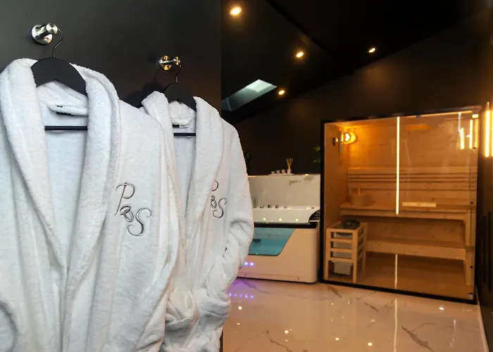 Maison Pantheon, D'exception 펜션 모